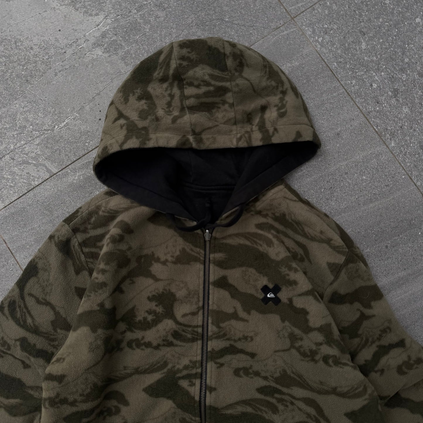 reversible quiksilver hoodie (if u think about this is like 2 hoodies for 50 each) - M