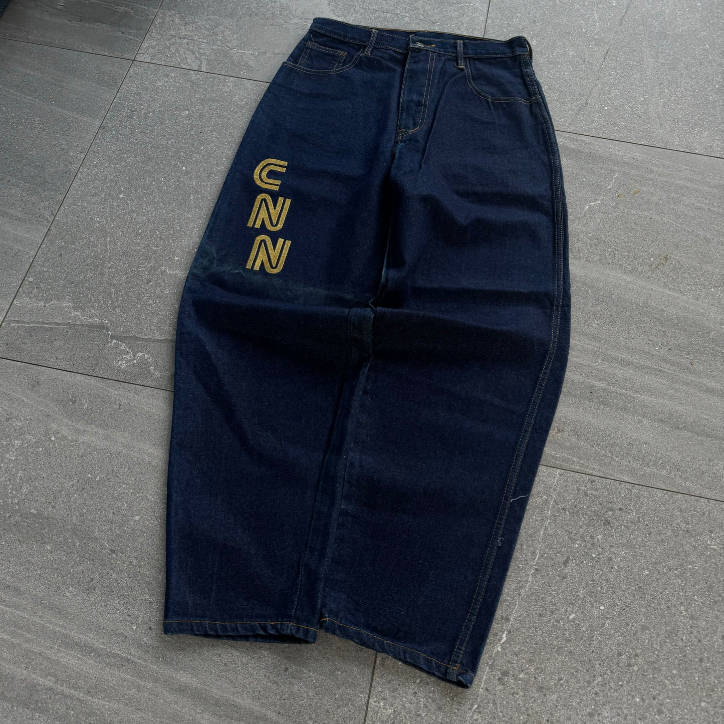 funny cnn jeans - 31x31”