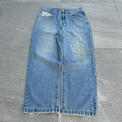 southpole faders - 34x30”