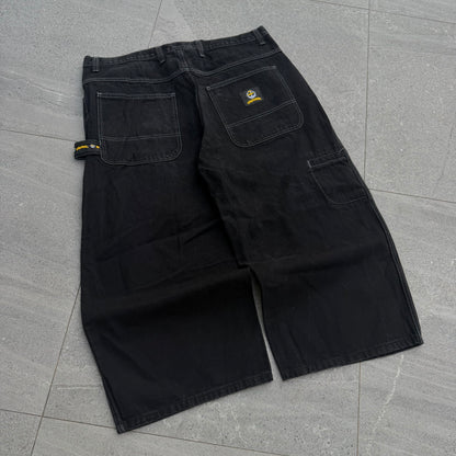 capris?!!! these are nuts lmao - 40x23”