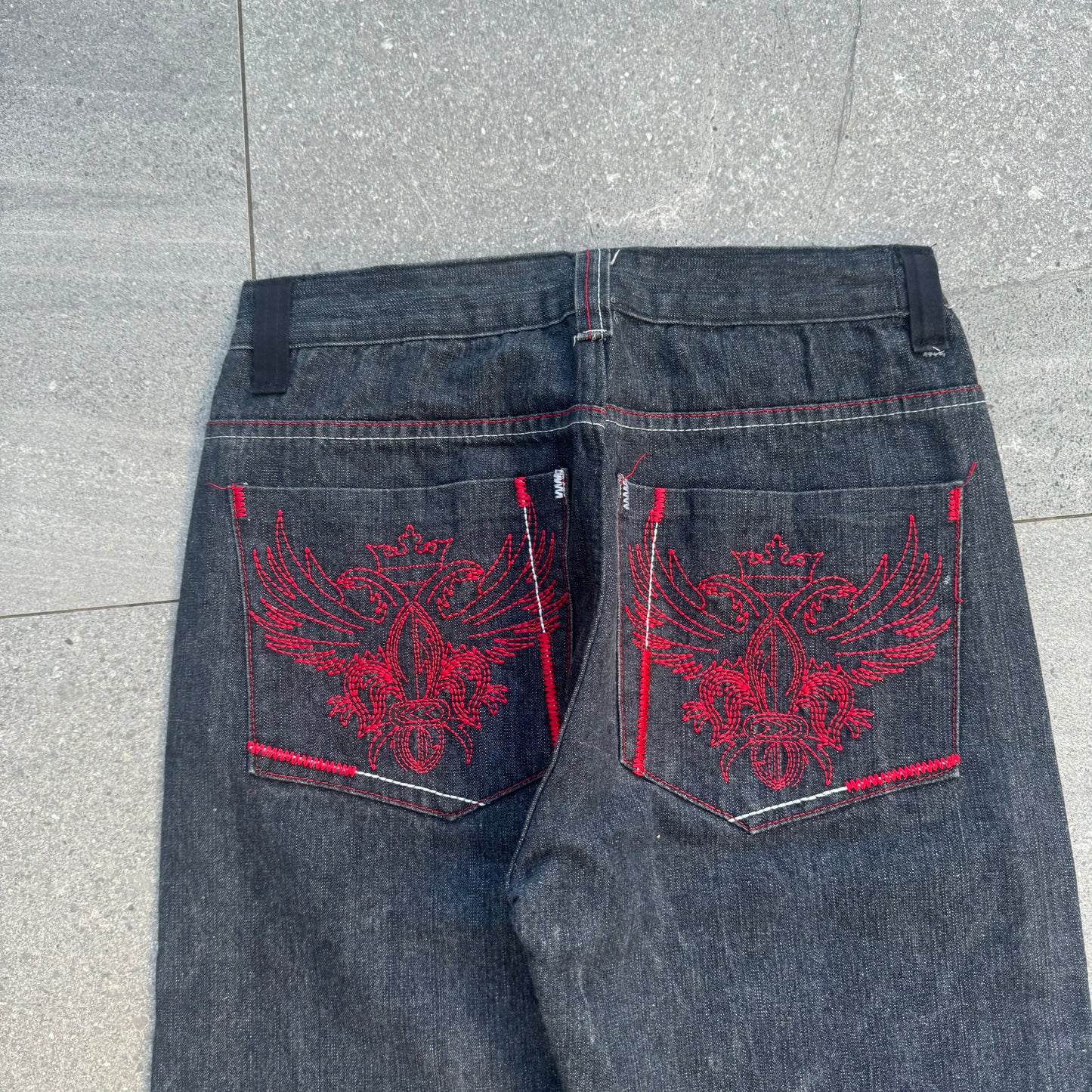 jinzu jawns - 30x30”