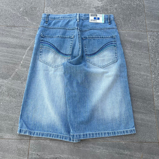 fuck these are so beautiful 😫😫 embroidered blue tab jorts - 32x15”