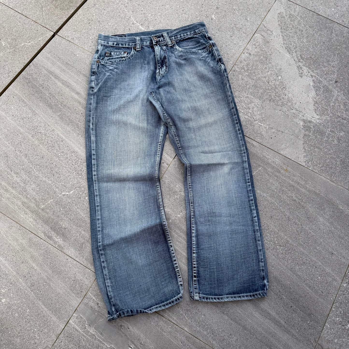 what a beautiful pair of bootcuts 😍 31x30”