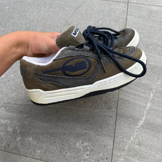 OG vans (insanely hard) - men’s US 6.5 / women’s US 8