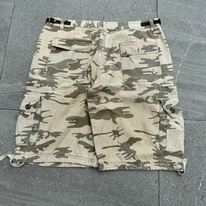 light camo shorts - 36”