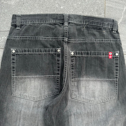 southpole redtab jorts - 32x16”