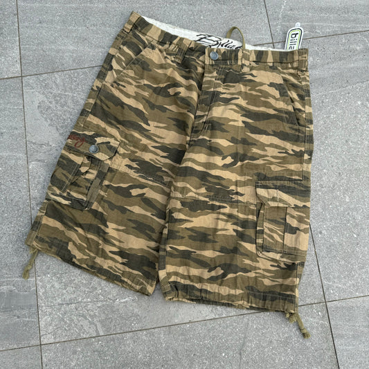beautiful billabong camos - 34x12”