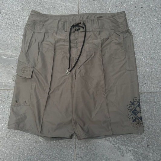 quiksilver boardies - 36x11”