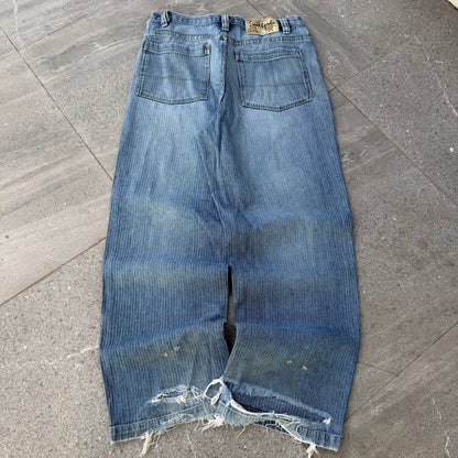 ACTUALLY GASSSSSS textured corduroy style southpoles - 36x31”