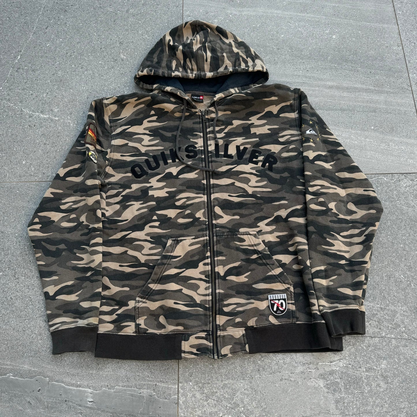 grail quiksilver camo zip - M