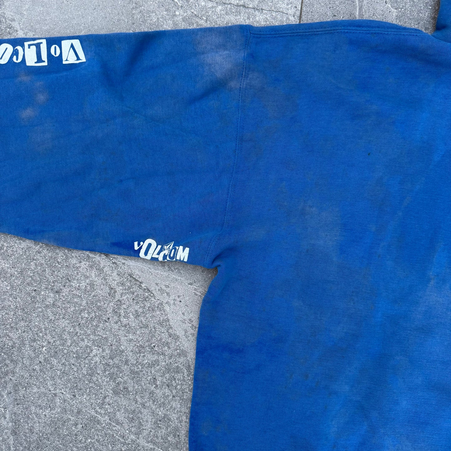 thrashed volcom hoodie - XL