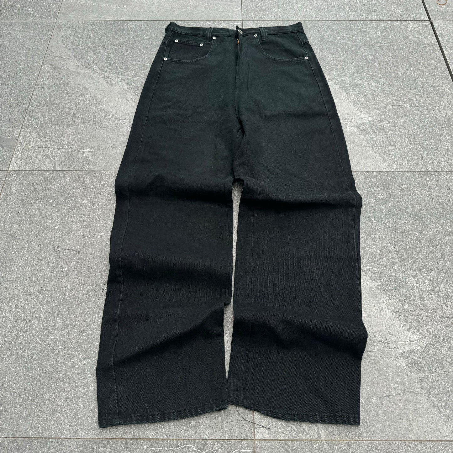 clean tuffy jeans - 34x33”