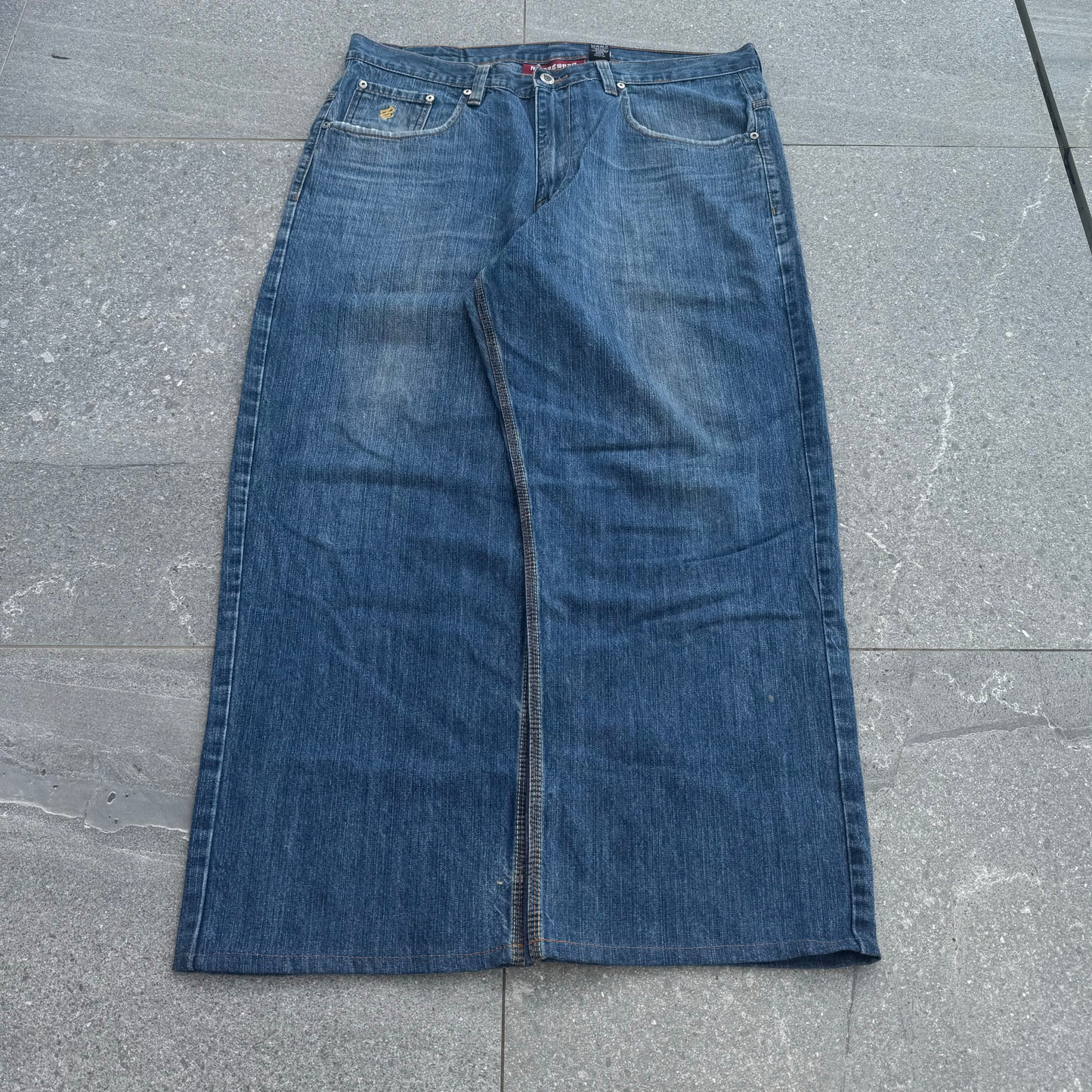 rocawear tribals - 38x29”