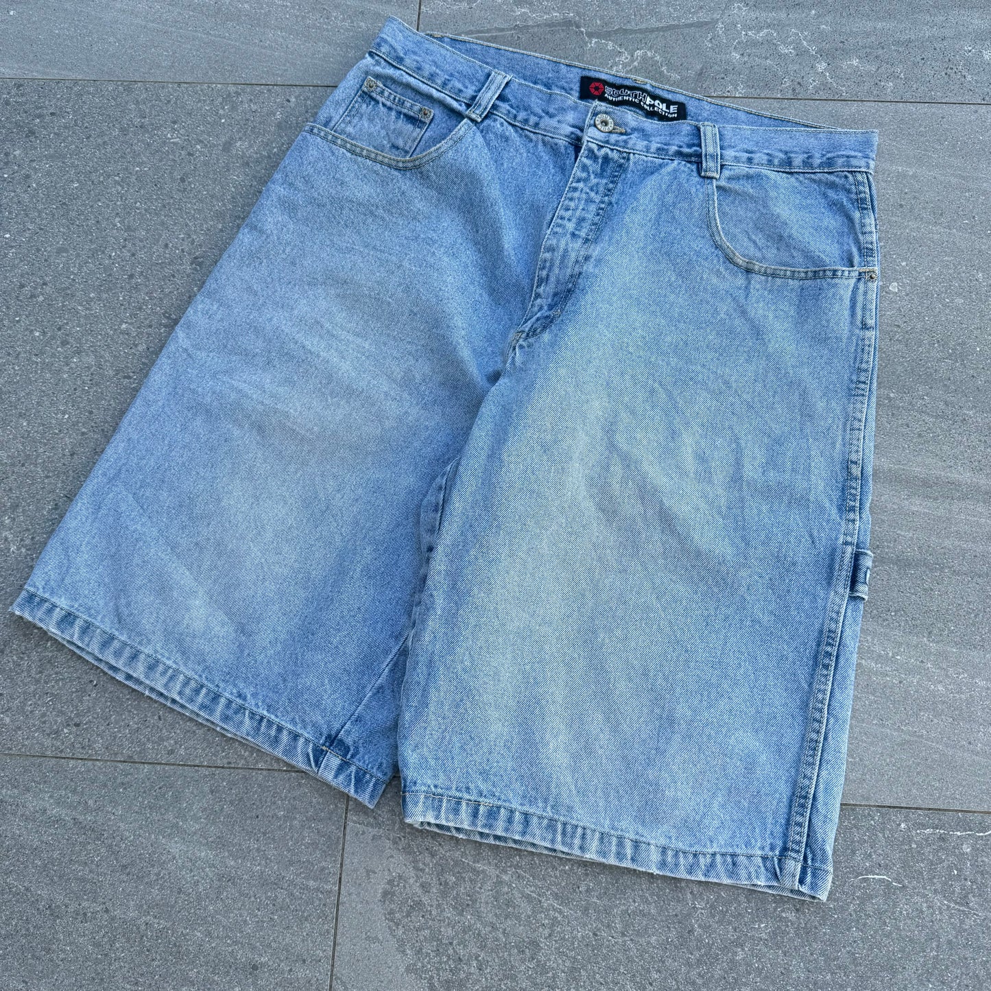 clean southpole carpenters - 36”