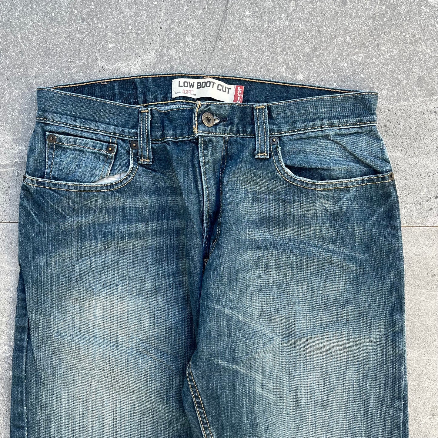 peak of all bootcuts . levi 527 lows - 31x30