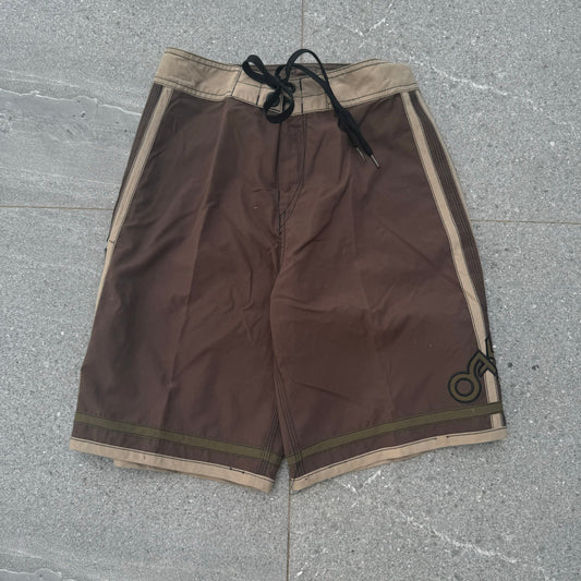 hard oakley boardies - 29x10”