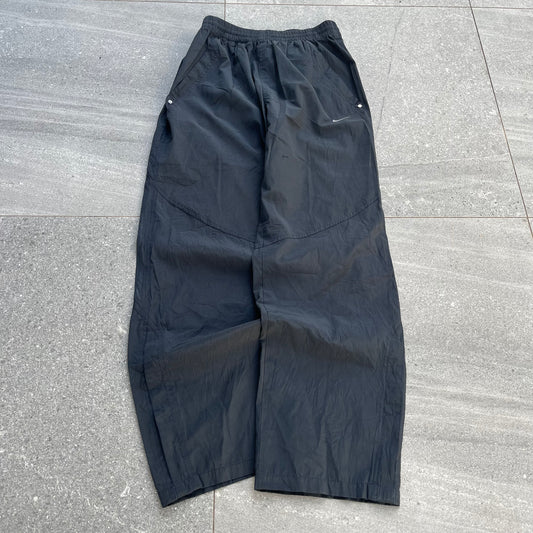 acg spec nike trackpants - 32”