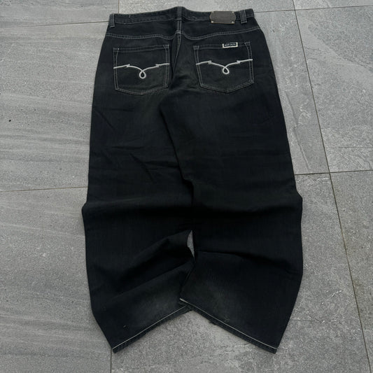 beautiful ecko fades - 40x31”