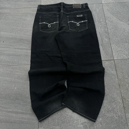 beautiful ecko fades - 40x31”