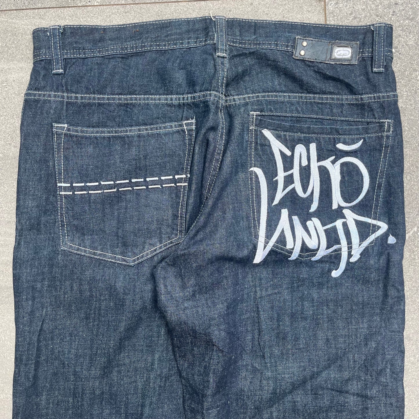 grailllll dark wash eckos - 36x34”