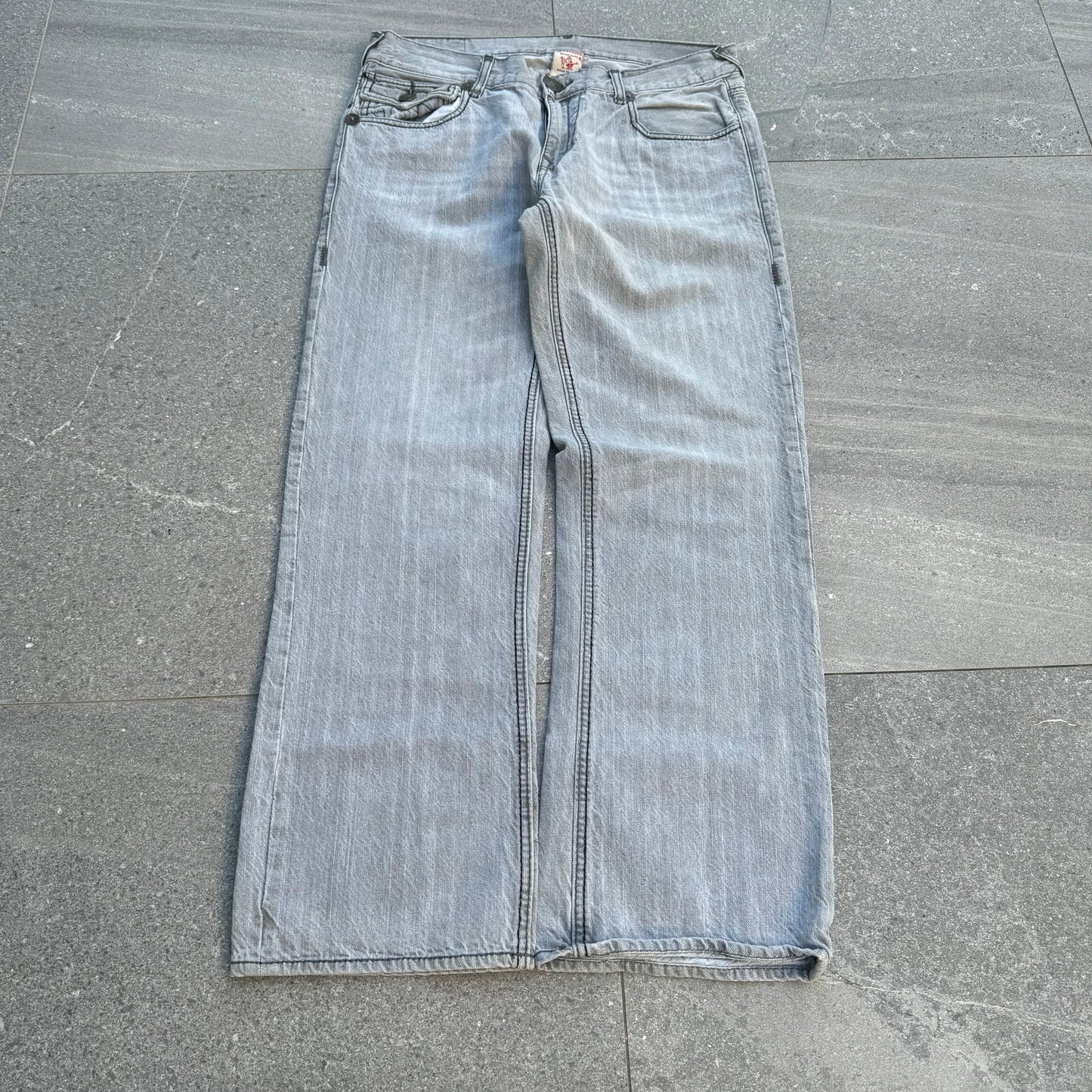 FINE SHYT CONCRETE TRUEYS OMG - 34x31”