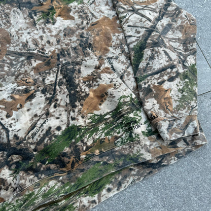 cabelas realtree hoodie - fits L/XL best imo