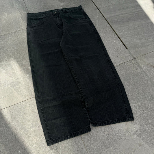 dodeca southpoles (perfectttttt) 38x30”