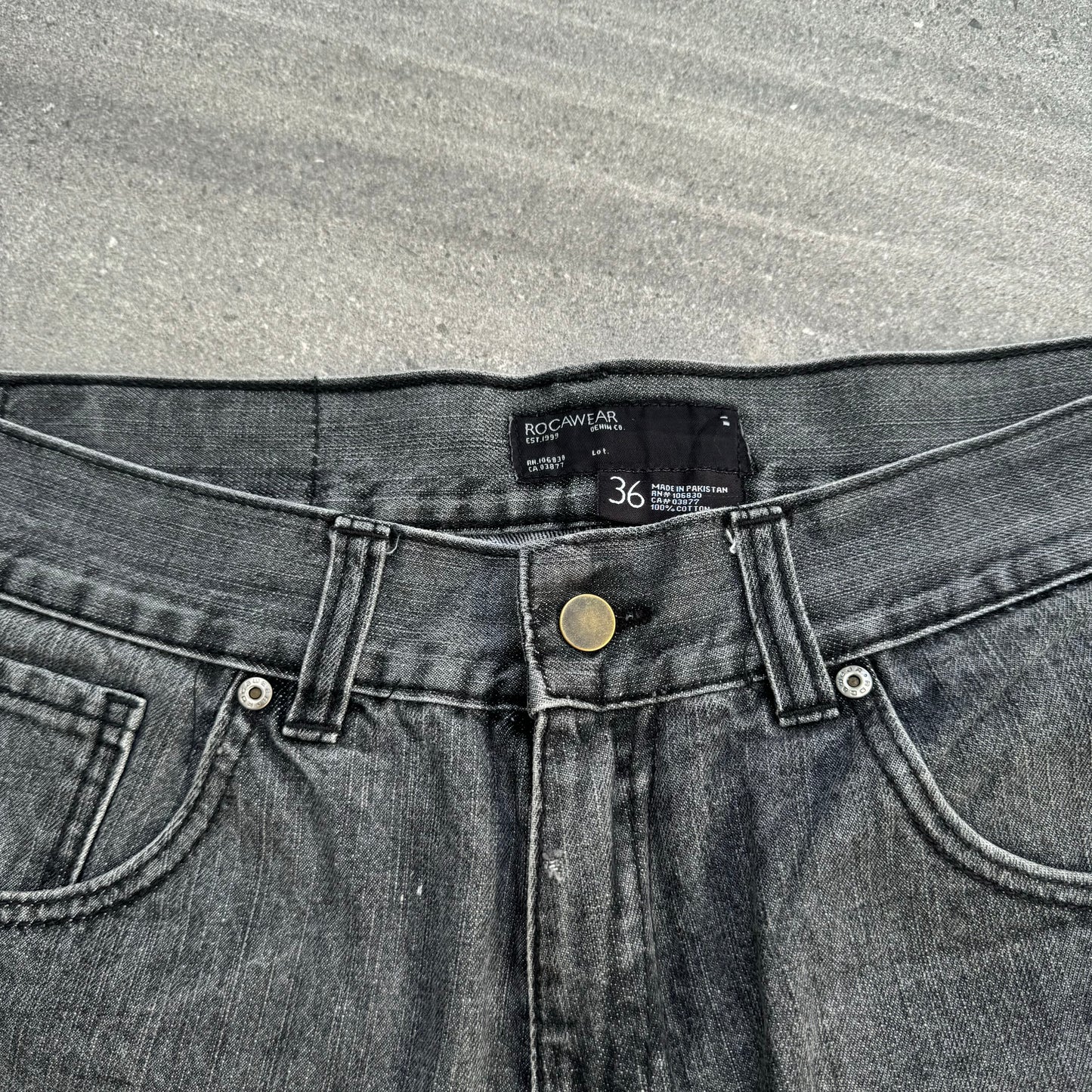 rocawear jorts - 36”