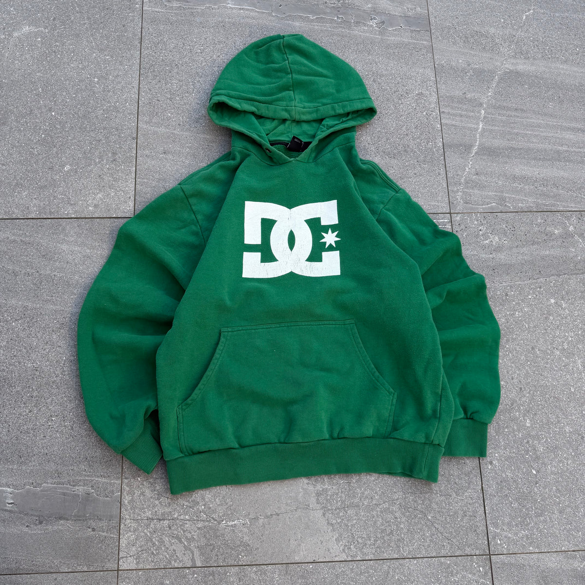 perfect fitting DC hoodie - M