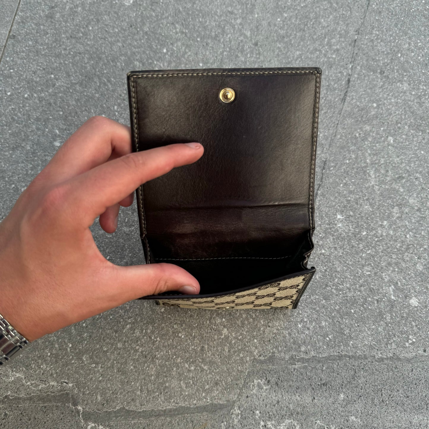 gucci trifold wallet