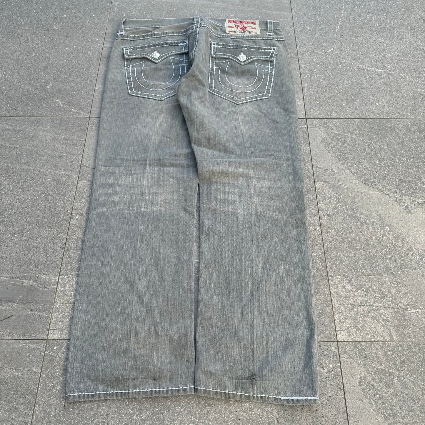 grail grey trueys (so fat) - 40x33”