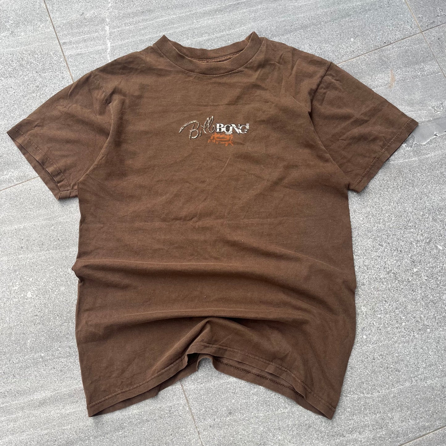 what were they feeding the billabong designers 😭. billy backhit - S