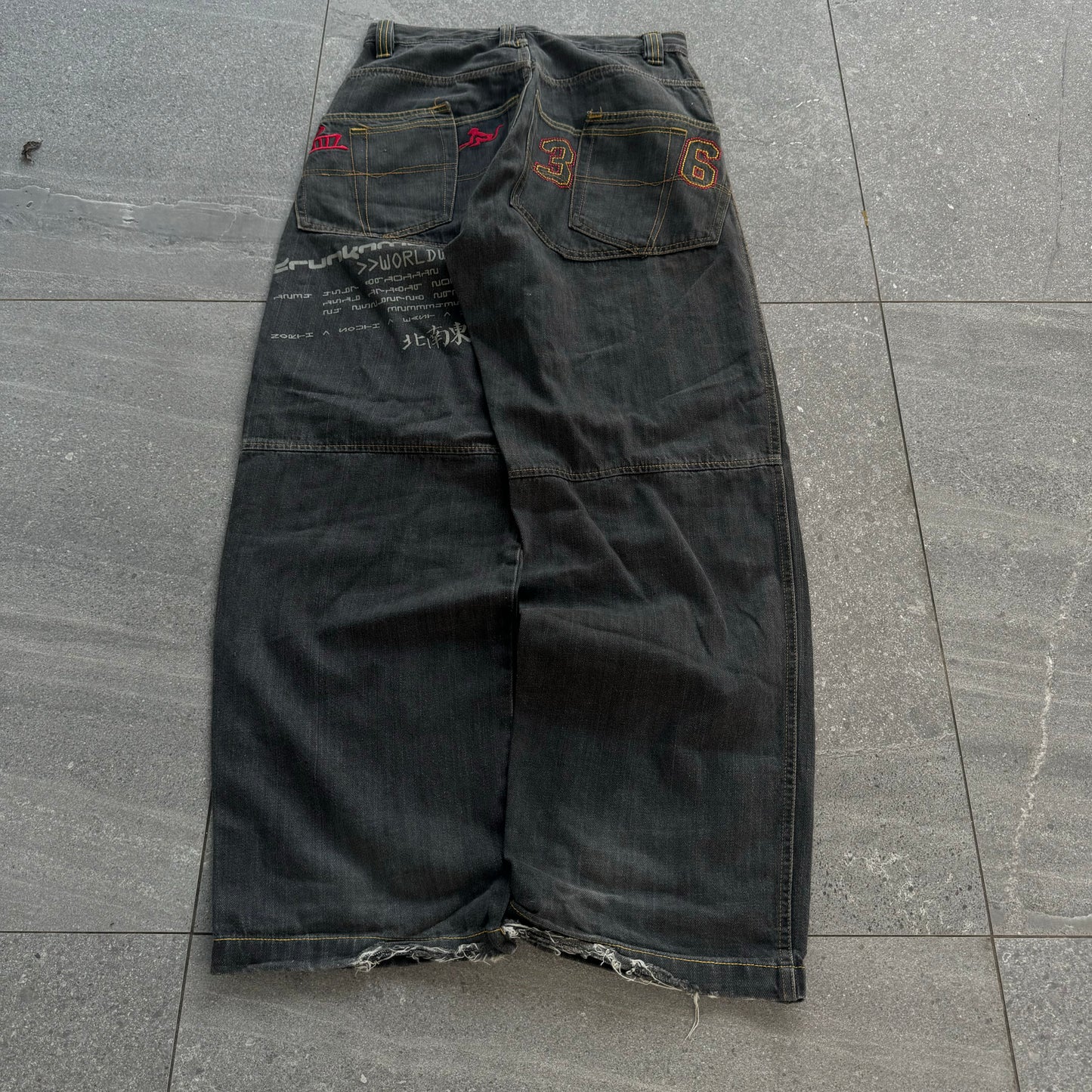 drunkymunky jeans - 30x32”