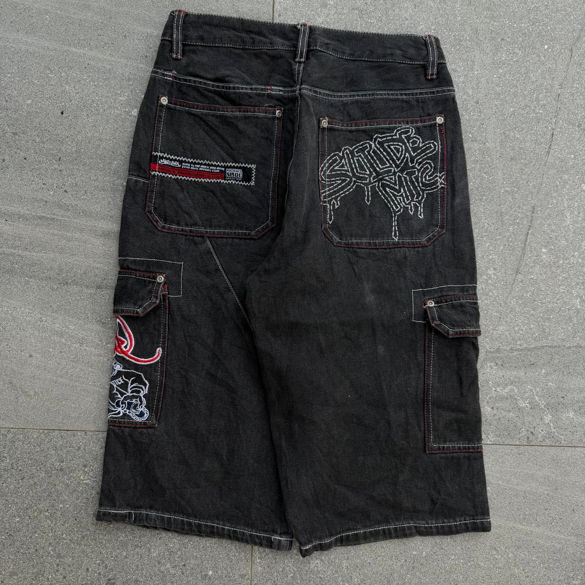 bruh these fit insane. bboy jorts - 29x14.5”