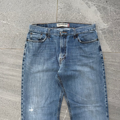 levi’s 527 bootcuts rlly the best shit ever. 36x30”