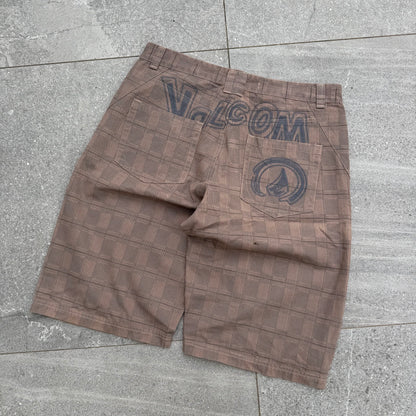 chimney volcom shorts 🧱 - 34”