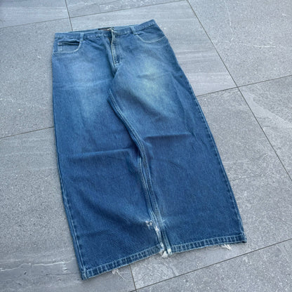 god tier southpoles - 36x30”