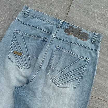 sexy akademiks summer jeans - 33x30”