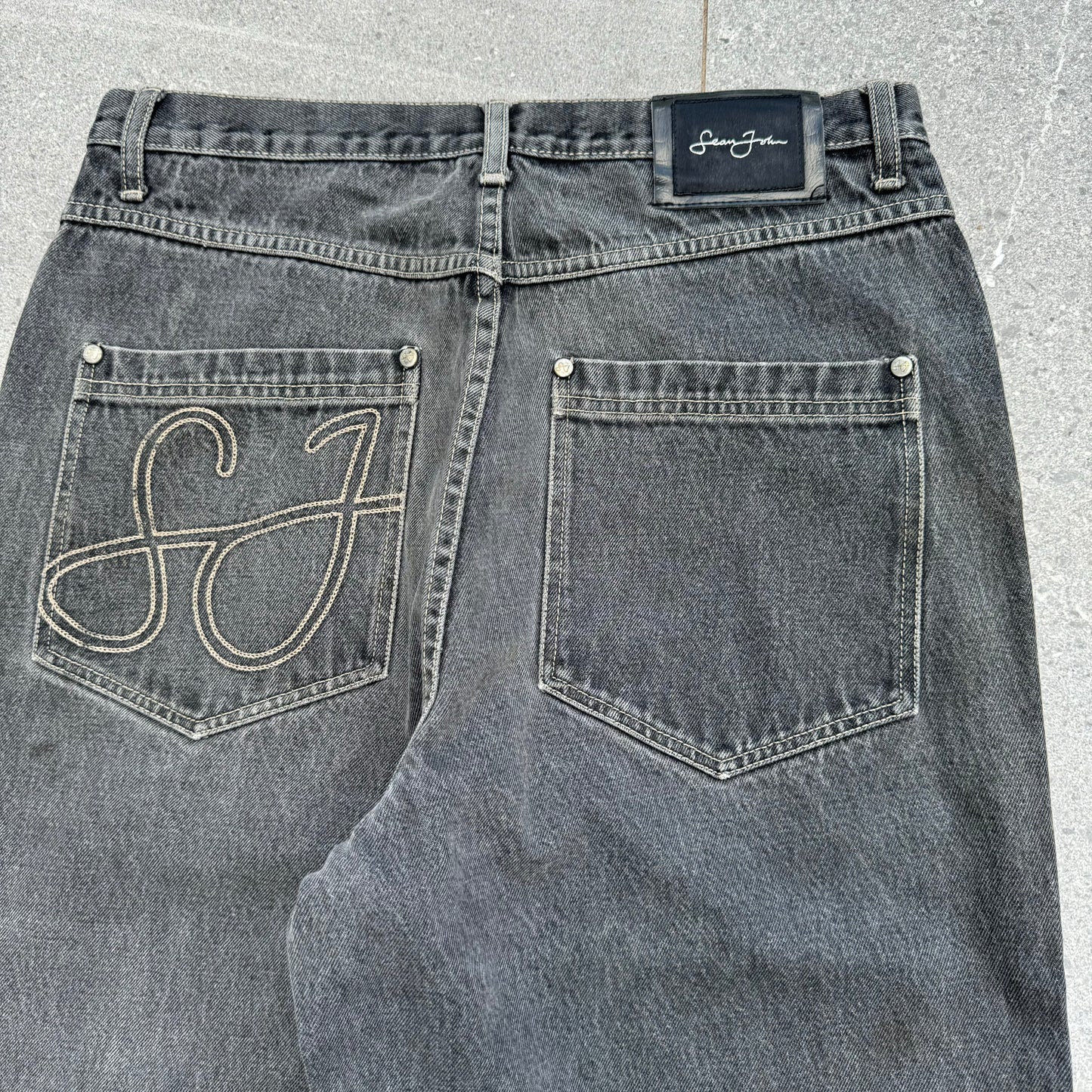 sean john jeans - 34x32”