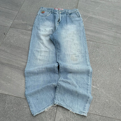 sexy akademiks summer jeans - 33x30”