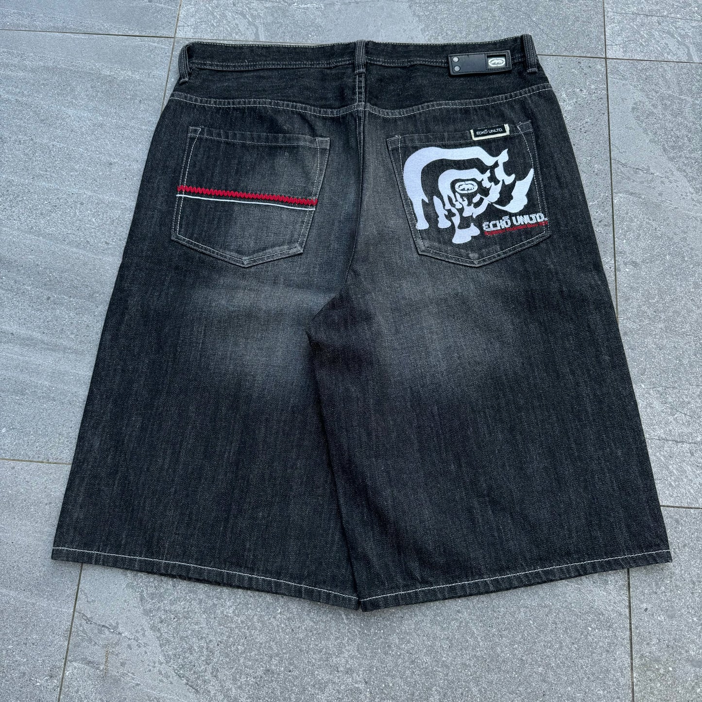 ecko jorts - 38”