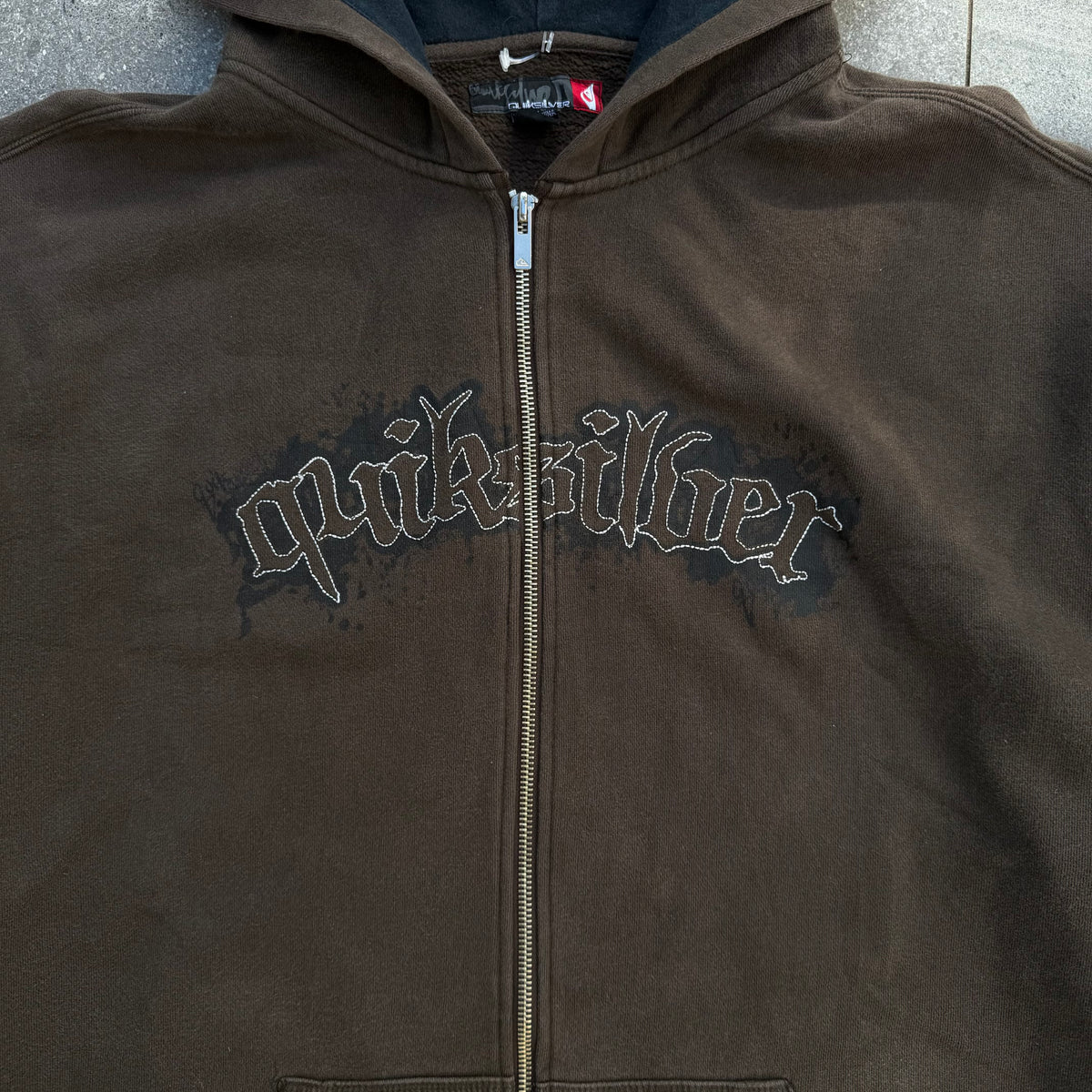 hard asf quiksilver stitched zip - L