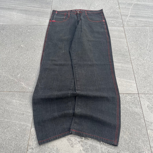 five jungle red stitched - 36x32”