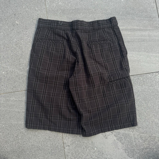 dickies plaids (so wavy) - 34x12.5”