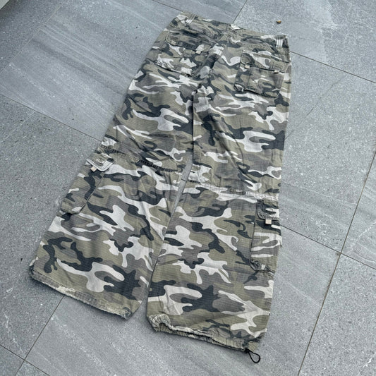 FATTEST CAMO CARGOS - 32x31”