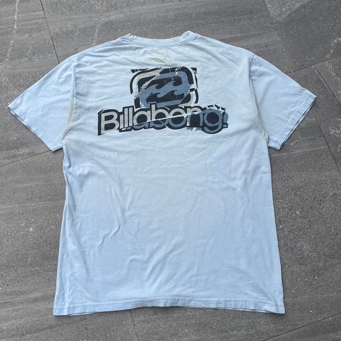 icy billabong backhit ❄️🧊- M/L