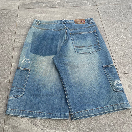 quiksilver cargo jorts - 32x13.5”