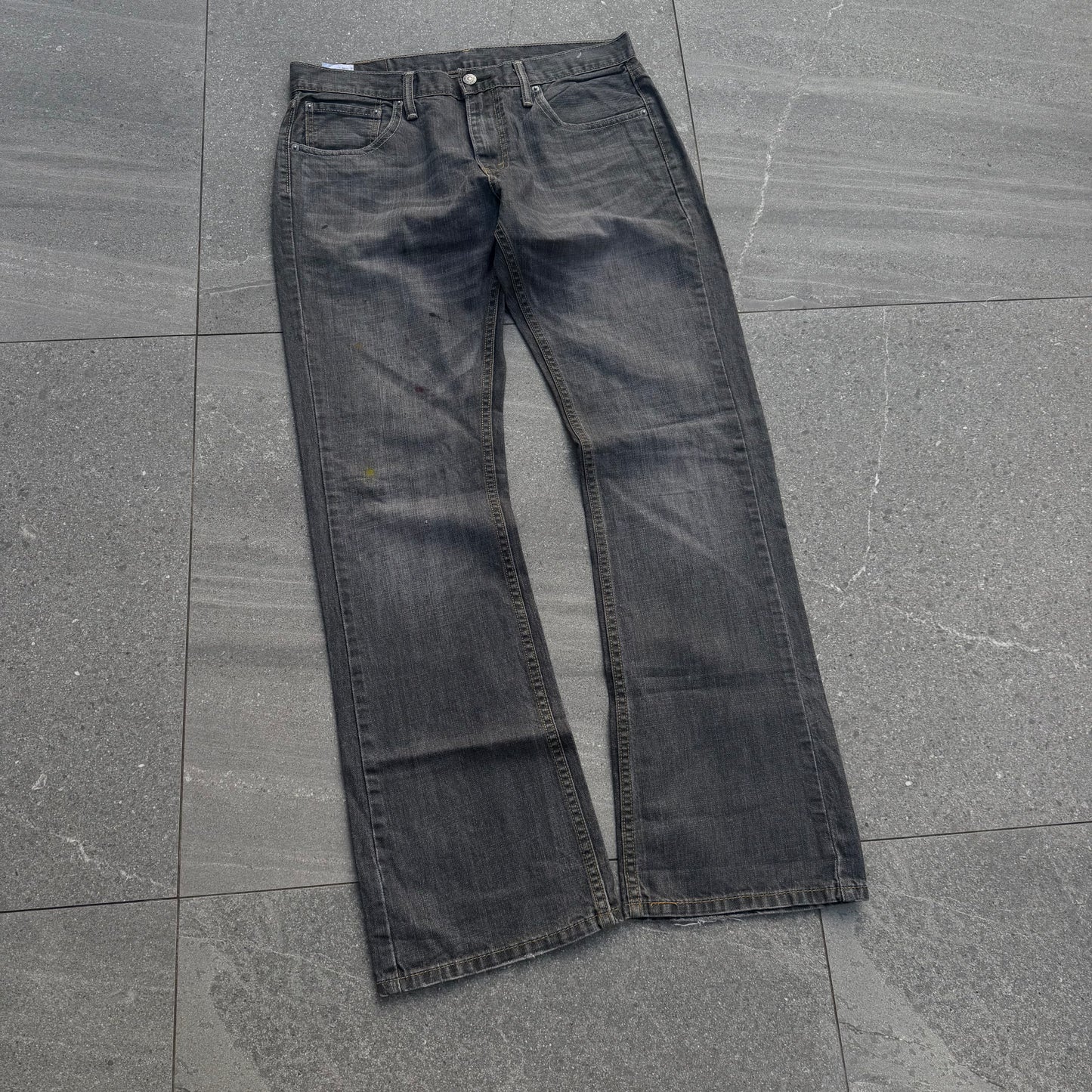 chefs kiss 🤌 faded levi’s bootcuts - 34x33”