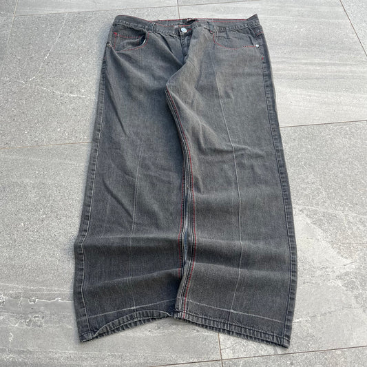 baggy embroidered pockets - 40x31”