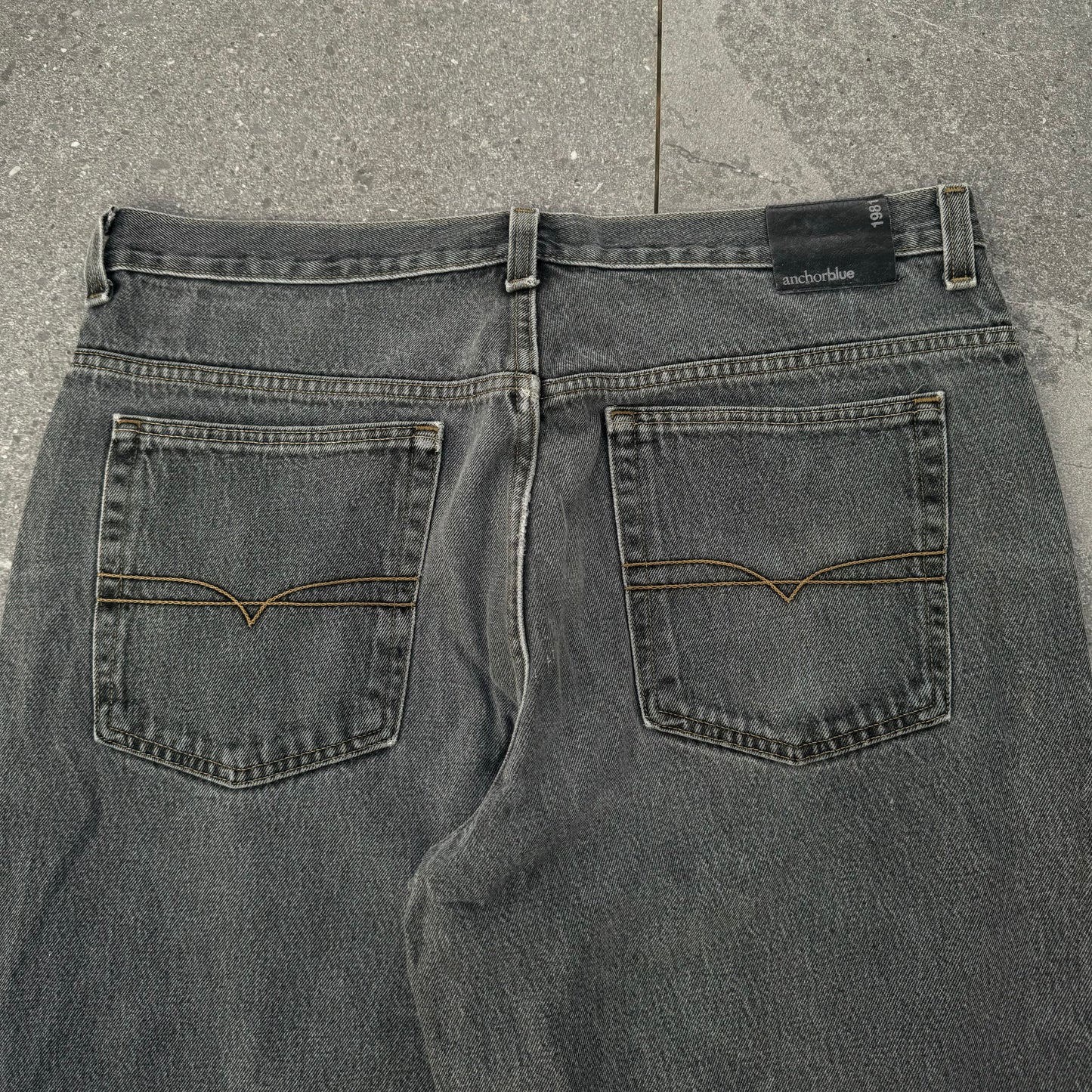 baggy fit anchor blues - 38x31”